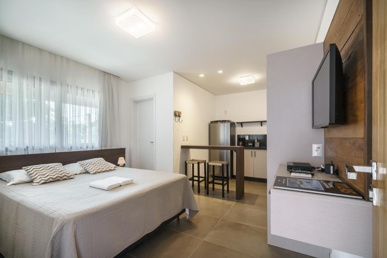 Banzai Brava Suites อิตาจาอิ ภายนอก รูปภาพ